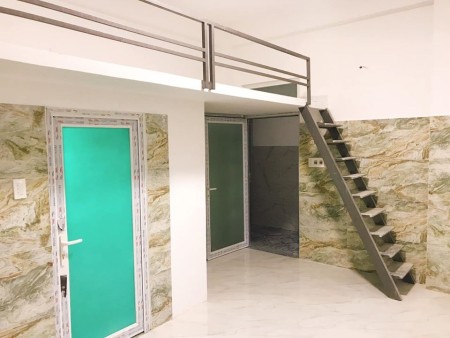 Căn hộ có gác giá rẻ sân bay Tân Sơn Nhất, Tân Bình, 30m2