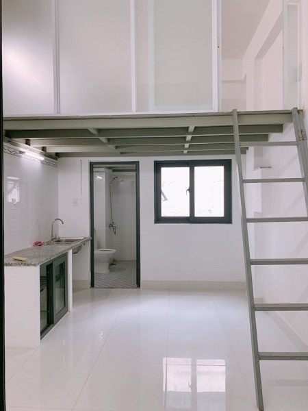 Phòng trọ giá rẻ có máy lạnh đường C1, Tân Bình, 28m2