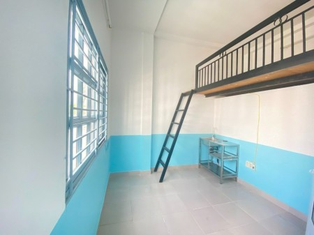 Phòng trọ mới rộng rãi gác cao m7 kế Hoàng Hoa Thám, P13, Tân Bình, 30m2