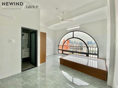 Căn hộ dịch vụ gần với Lotte, Đh TDT, RMIT trong trung tâm quận 7, 40m2