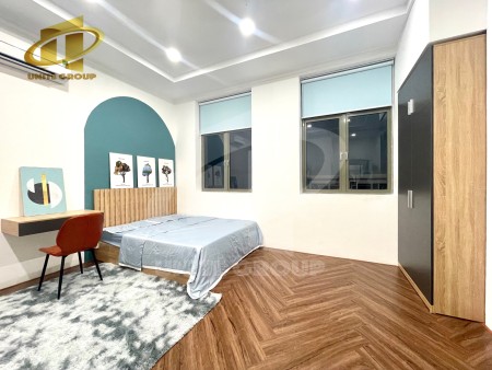 Căn hộ y hình, 2 cửa sổ gần Nguyễn Tất Thành Q4, UFM VINCOM, 30m2