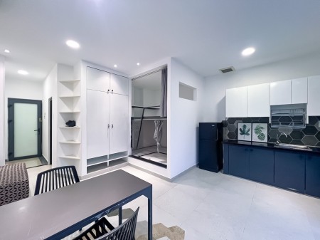 Sẵn căn Studio Bancol thoáng mát, Quận Tân Bình, gần Công viên Hoàng Văn Thụ, thuận tiện Quận 3, 40m2