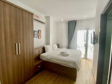 Sẵn Studio cửa sổ lớn thoáng mát, Quận 1, gần cầu Kiệu, gần chợ Tân Định, gần Công viên Lê Văn Tám, 35m2