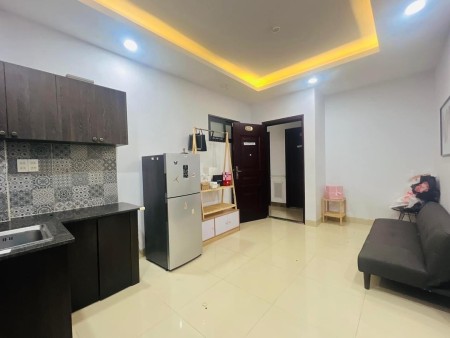 Cho thuê phòng có phòng ngủ riêng, full nội thất máy giặt riêng gần Lotte Q7, 40m2