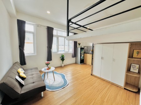 Cho thuê căn hộ Quận 1. Cửa sổ lớn, Full nội thất, cầu ông lãnh, 30m2