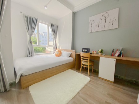 Sẵn 2PN cửa sổ lớn thoáng mát, Quận 4, gần Bến Nhà Rồng, gần cầu Calmette, gần Đh Luật, 50m2