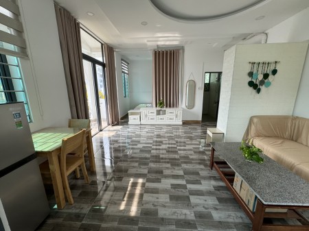 Căn Hộ Ban Công 43m2, Rộng rãi Thoáng Mát ngay Trần Trọng Cung, 43m2