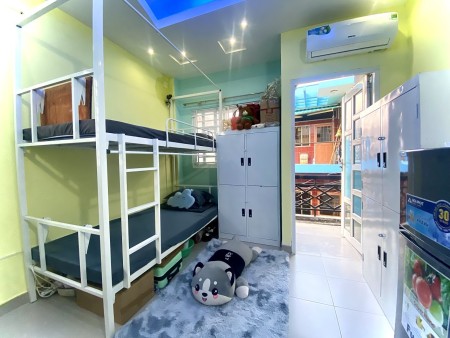 KÝ TÚC XÁ CÓ BAN CÔNG THOÁNG MÁT NGAY TẠI QUẬN 3, 30m2