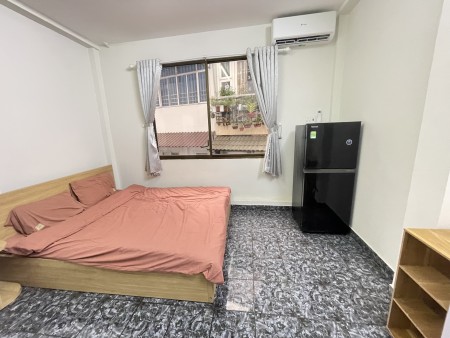 Trống căn 1PN cửa sổ Quận 1 gần phố đi bộ Bùi Viện, gần Bảo tàng Mỹ thuật, 30m2