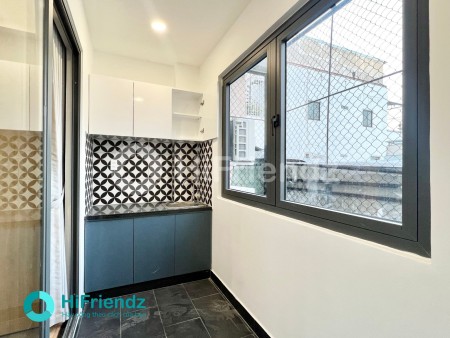 Studio full nội thất ban công rộng Bình Thuận Q7 gần KCX, cầu tân thuận, 40m2