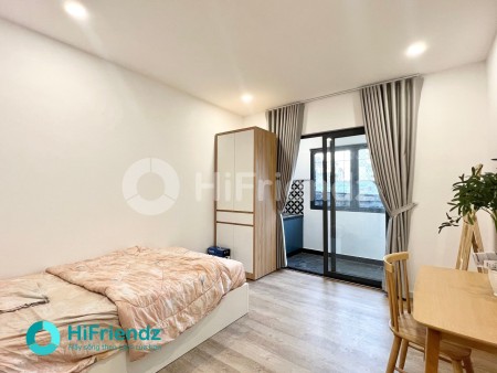 Căn Hộ 1 Phòng Ngủ Full Nội Thất Ban Công Tách Bếp Đầy Tiện Nghi Nằm Gần Lotte Q7, 40m2