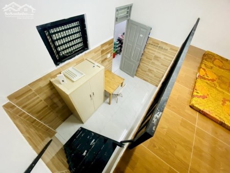 Phòng trọ gác cao, thoáng , ntcb gần sân bay, thuận tiện di chuyển phú nhuận, q3, 30m2