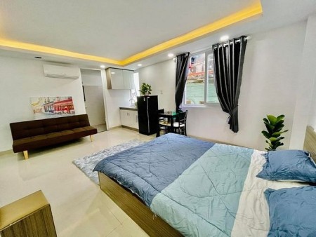 Cho thuê CHDV mới ngay vòng xoay Lăng Cha Cả 30m, 25m2