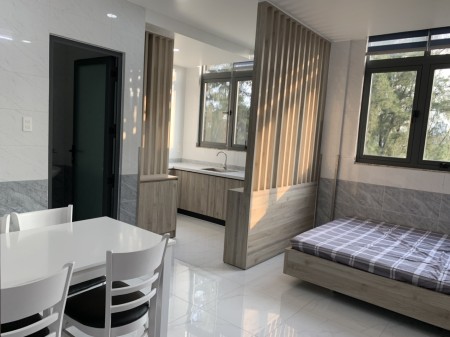 Studio có vách ngăn - cửa sổ ánh sáng tự nhiên - gần LOTTE, 25m2