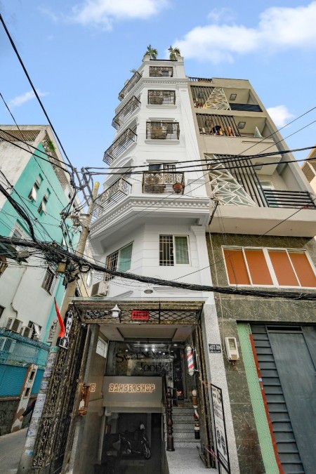 Trống sẵn căn view đẹp lung linh thoáng mát Quận 10 gần Tô Hiến Thành, gần bV đa khoa mắt Sài Gòn, 35m2