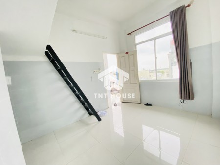 Phòng cho thuê khu vực sân bay BẠCH ĐẰNG QUẬN TÂN BÌNH, 32m2