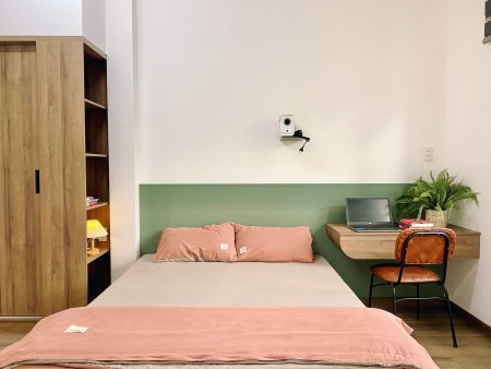 Trống 1PN tách bếp Quận 1 ngay Hoàng Sa giao Nguyễn Đình Chiểu, 30m2