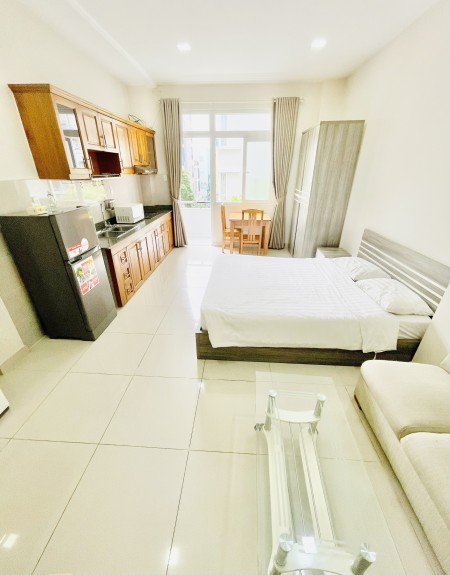 Trống sẵn Studio full nội thất, Ban công, Quận 3, gần Công viên Tao Đàn, gần Đh Mở, gần Dinh Độc Lập, 35m2