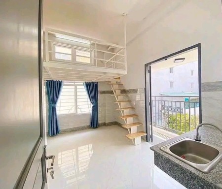 Căn Hộ Gác Ban Công ngay Lý Phục Man Q7 gần ĐH UFM , KCX Tân Thuận , cầu Phú Mỹ, 35m2