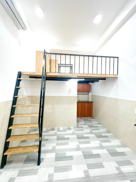 Phòng trọ có gác giá rẻ ở Hoàng Hoa Thám, Tân Bình, 24m2