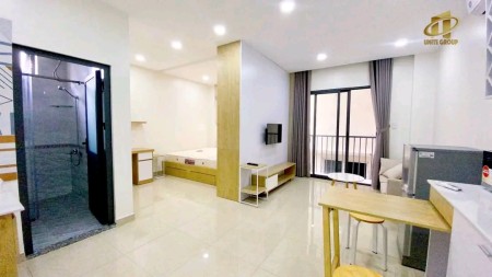 CĂN HỘ STUDIO BAN CONG VÁCH NGĂN FULL NỘI THẤT TRẦN XUÂN SOẠN Q7 GẦN LOTTE, ĐH TDTU, ĐH RMIT, 40m2
