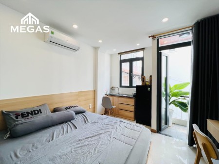 Cho thuê căn hộ Q3, phòng sạch sẽ có ban công thoáng mát, bàn cờ, 30m2