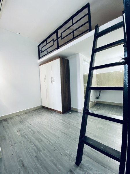 PHÒNG TRỌ CÓ GÁC ĐÀY ĐỦ NỘI THẤT NGAY CỘNG HÒA, Q.TÂN BÌNH, 30m2