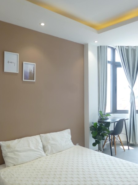 Trống 1PN cửa sổ thoáng Quận 1 ngay Nguyễn Thị Minh Khai gần khoa dược ĐH Y Dược, 30m2