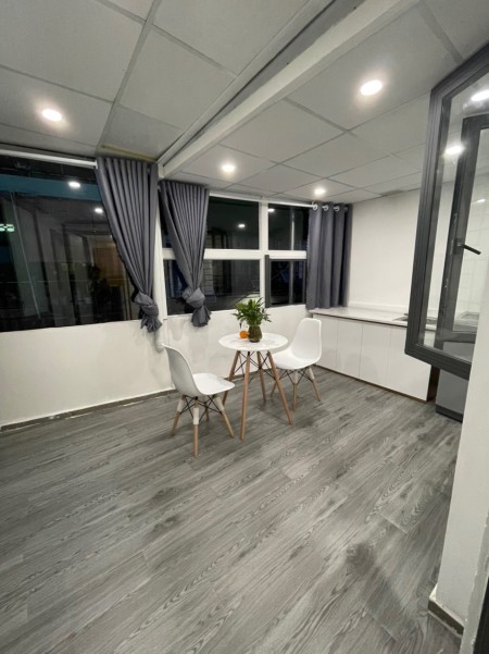 PHÒNG BAN CÔNG BÙI THỊ XUÂN TÂN BÌNH GẦN SÂN BAY, 35m2