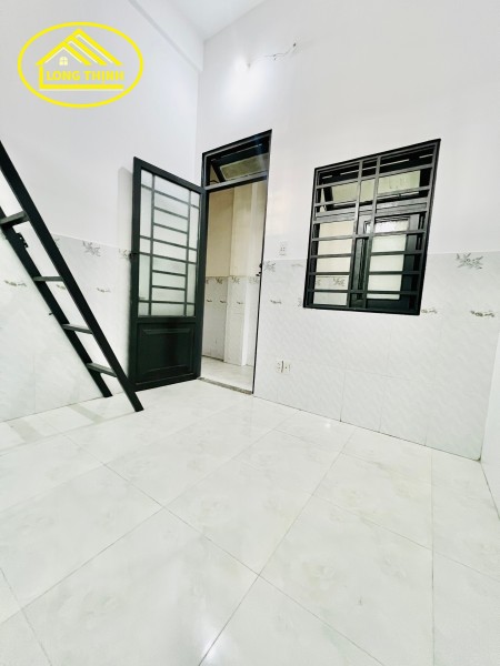 CÒN TRỐNG VÀI PHÒNG Ở GẦN AEON TÂN PHÚ CHƯA ĐẾN 5P ĐI XE, 25m2