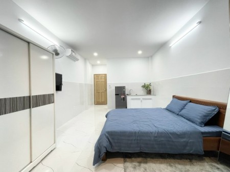 -Căn hộ STUDIO Ban công Full nội thất ngay đường 69, Tân Quy Q7, Gần Lotte Mart, CrescentMall, 30m2