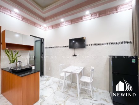 Căn hộ studio có ban công view cầu phú mỹ Q7, 40m2