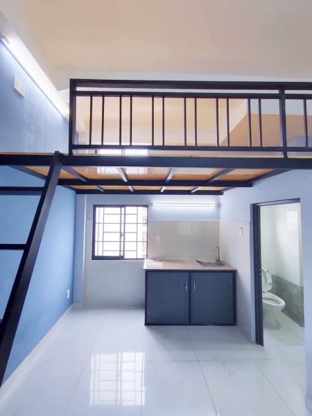 Cho thuê phòng gác giá rẻ ở 3 - 4 người gần ETown, Tân Bình, 25m2