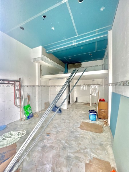 Khai trương dãy Phòng trọ mới xây sát bên trường Đại học Văn Lang chỉ 5 bước, 40m2