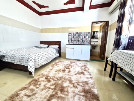 Studio, full nội thất, cửa sổ lớn, gần đại học bách khoa và các quận trung tâm khác, 25m2