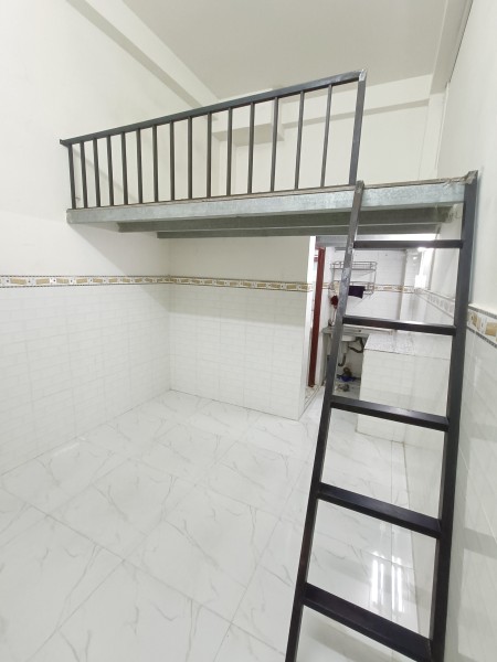 Phòng 25m2 kế chợ HHT_Gần Đh Văn Hiến_Giờ giấc tự do, 25m2