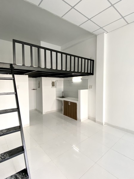 Phòng có gác Ở ĐƯỢC 4 NGƯỜI-Tân Sơn Nhì,Tân Phú-giờ tự do-thang máy, 30m2