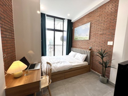 Căn hộ studio cửa sổ rộng, Q1, máy giặt riêng gần phố đi bộ Bùi Viện, Vòng Xoay Cộng Hòa, 30m2