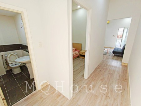 căn hộ ,1 PN, ban công mặt sau, yên tĩnh thoáng mát, gần Đại Học Kinh Tế, 50m2