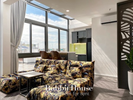 Cho Thuê Căn Penhouse thoáng gần Sân Bay Q.Tân Bình, 50m2
