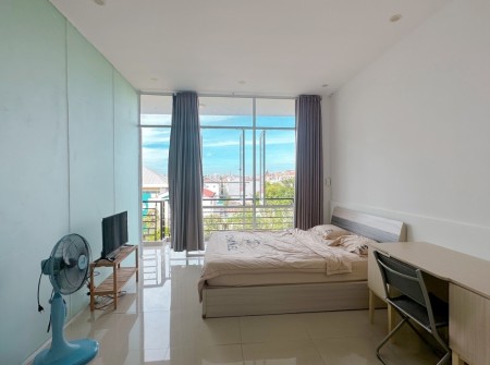 Căn hộ Studio BAN CÔNG, 2 Cửa sổ lớn Full nội thất ở đường 13, Tân Phong Q7 gần Rmit, TDT, Vivo City, 30m2
