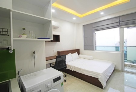 Căn hộ Studio Ban công Full nội thất ngay Trần Xuân Soạn, Tân Hưng, Quận gần TDT, Rmit, Lotte Mart, 30m2