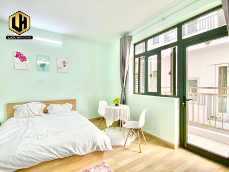 CĂN HỘ STUDIO BAN CÔNG NGAY TRUNG TÂM Q7, 35m2
