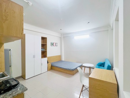 Cho thuê Studio có nội thất tại P.4 Tân Bình ngay ngã tư Bảy Hiền, 25m2