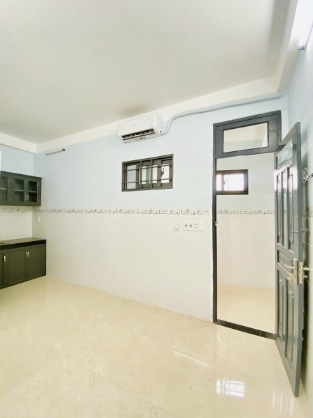 Nhất Chi Mai p13 Tân Bình chỉ còn 2p trống sẵn giá siu hạt dẻ cho hssv, 25m2