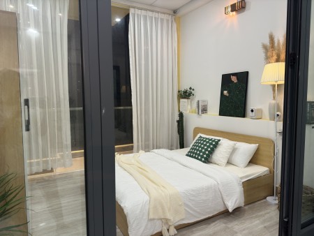 CĂN HỘ 1PN FULL KÍNH TỪ SÀN ĐẾN TRẦN-BAN CÔNG-QUẬN 7-gần NTTU, TDT, 30m2