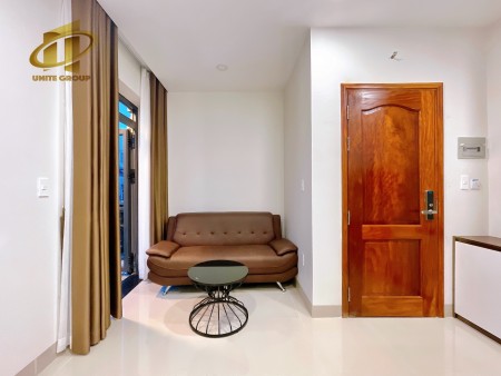 Cho thuê căn hộ 1PN - 2 ban công ngay trung tâm quận 7, 60m2