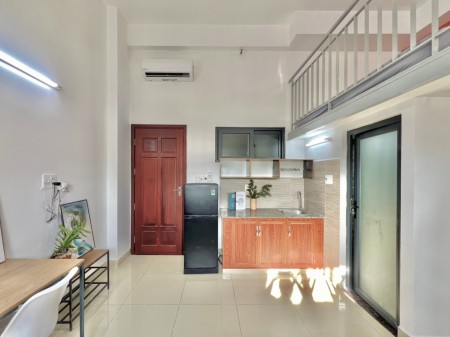 Cho thuê căn hộ gác cao full nội thất ngay chợ Tân Mỹ, 25m2