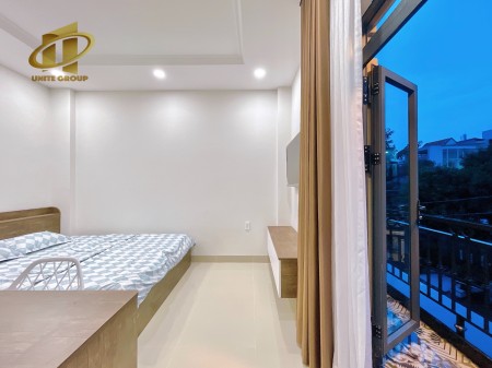 CĂN HỘ 1 PHÒNG NGỦ 2 GÓC BAN CÔNG NGAY TRUNG TÂM Q7, 60m2