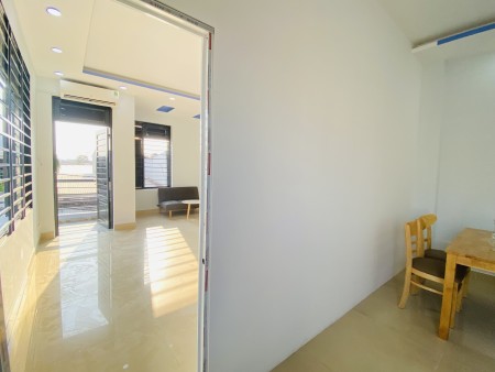 1 Phòng ngủ 1 phòng khách tách bếp 70m2 full nội thất ,máy giặt riêngGiá 6xxtr, 60m2